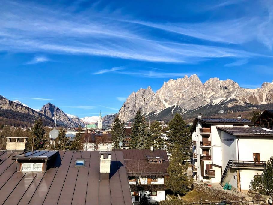 Mansardina Mery Cortina Cortina dʼAmpezzo Exteriör bild